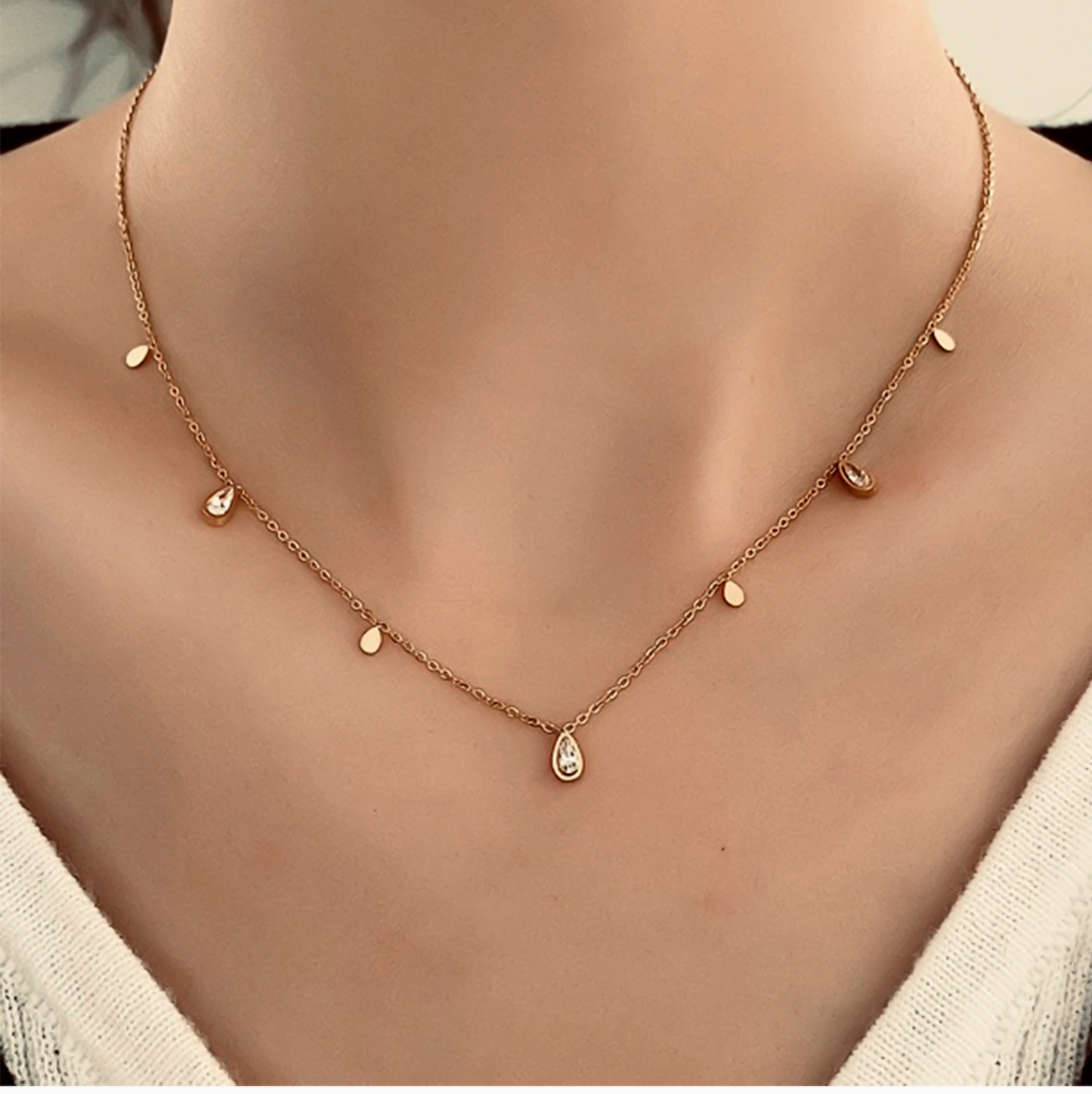 Mini Waterdrop Gold Delicate Necklace
