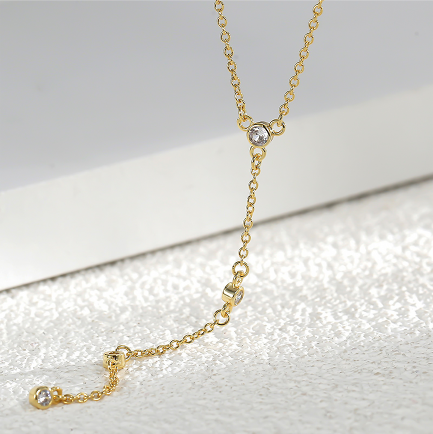 Retro Long Chain Zirconia Pendant Necklace
