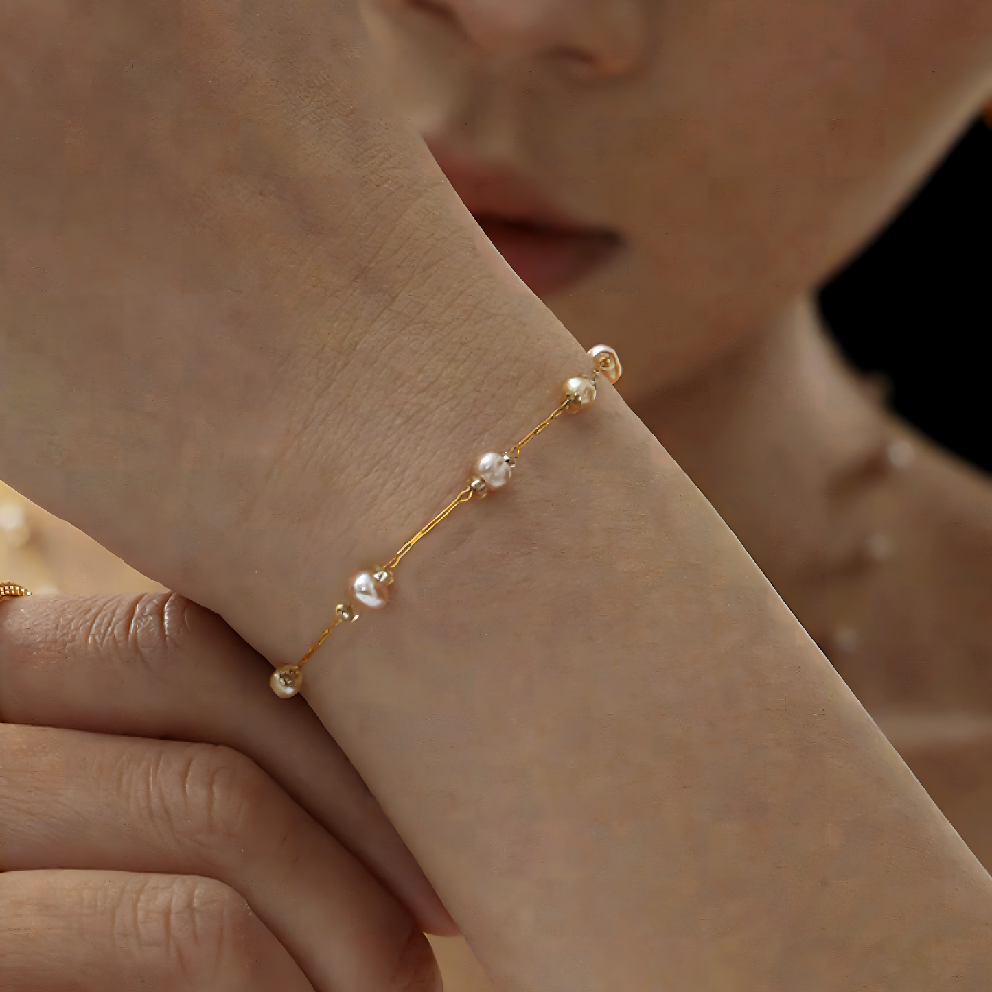 Dainty Freshwater Pearl Bracelet