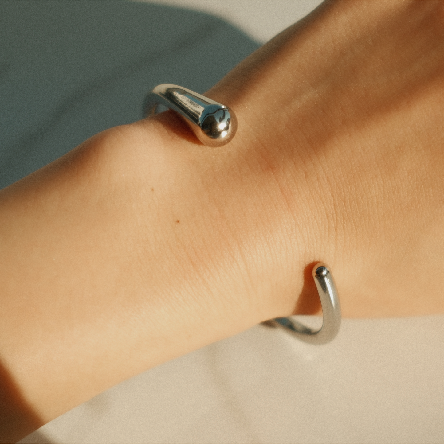 Gold Minimalist Droplet Ear Cuff