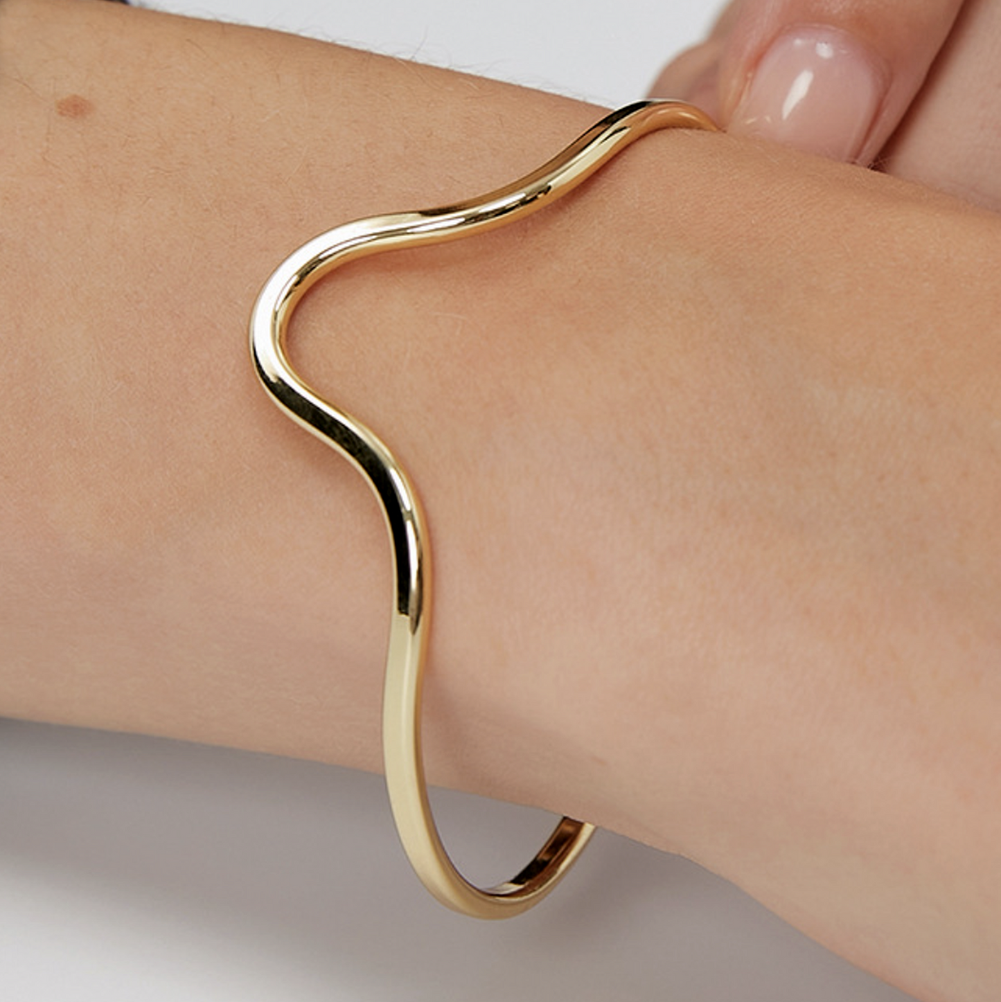 Minimalist Gold Wavy Open Cuff Bracelet