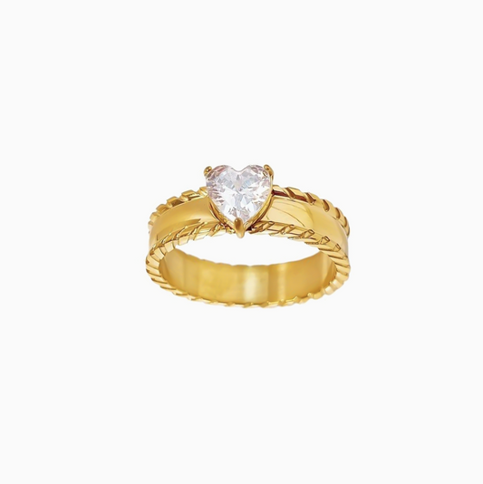 Statement 18k Heart Sparking Ring