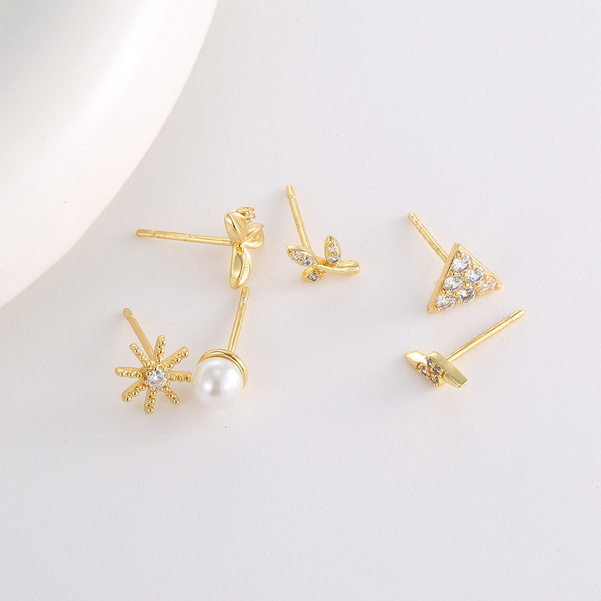 Coquette Gold Weather Studs Set