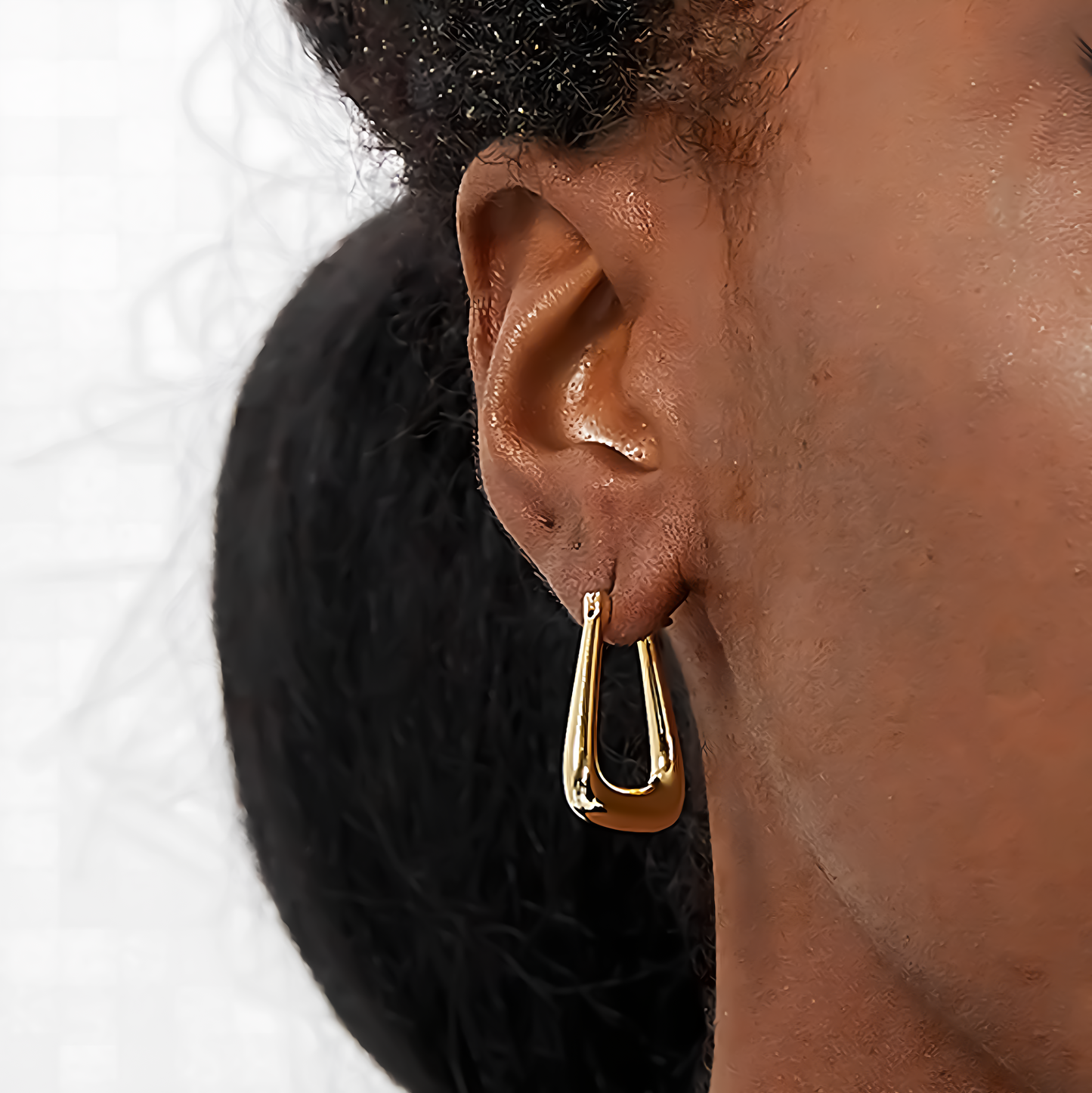 Sculpted Gold Tapered Hoops