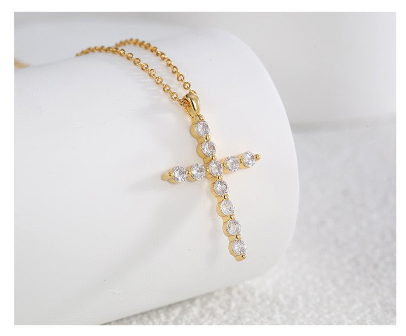 Yellow Gold Diamond Cross Pendant 18k Necklace