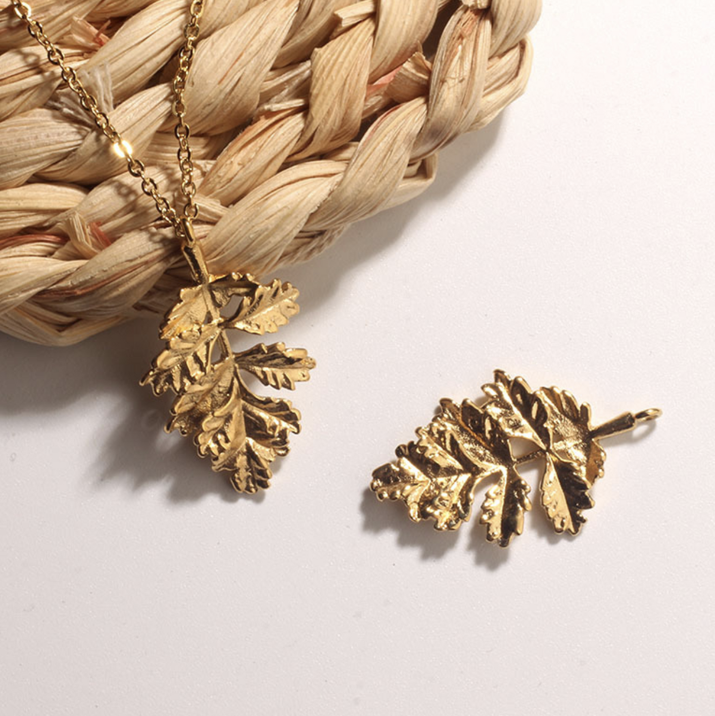 18k Leaf Charm